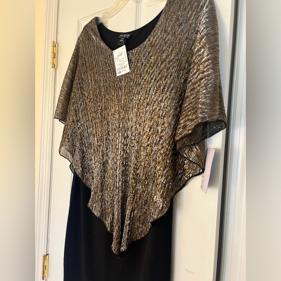 New with tags sparkly gold, silver and black short party dress - Picture 2 of 5